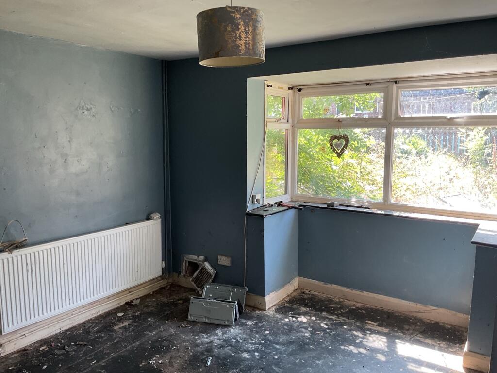 2 Charles Street, Alfreton, Derbyshire DE55 7EA photo 2