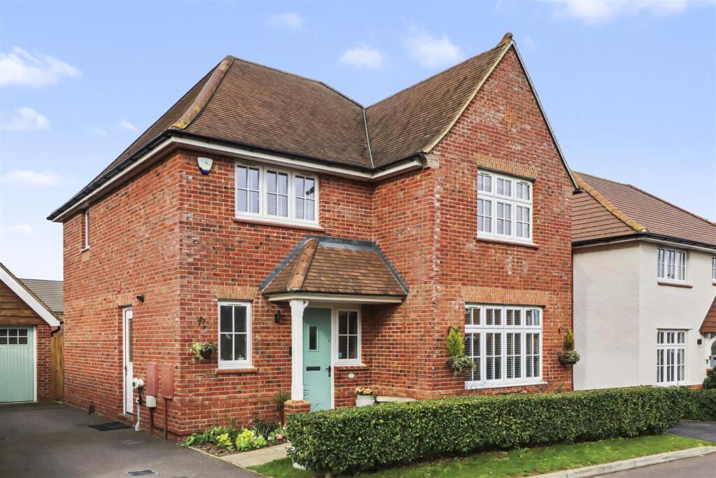 4-bed detached on Baker Drive, Buntingford, £649,000