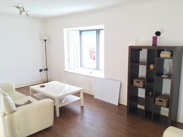 Apartment in Swansea, Cwmrhydyceirw, Morriston - View 2