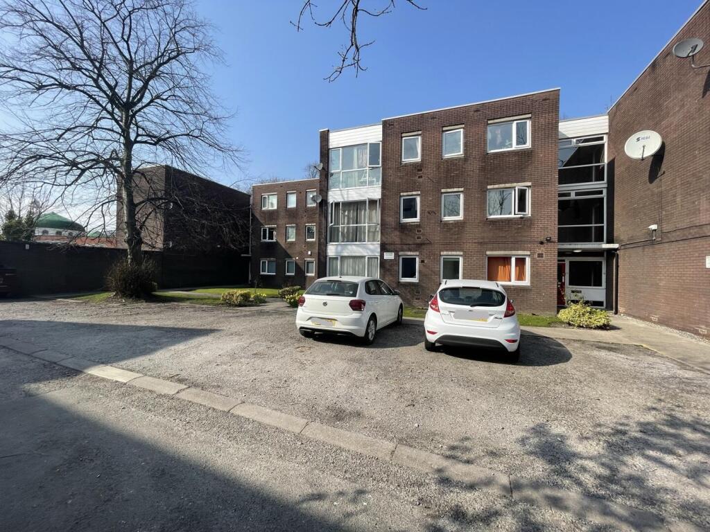 Main image of property: Martin House, Victoria Park, £995pcm
