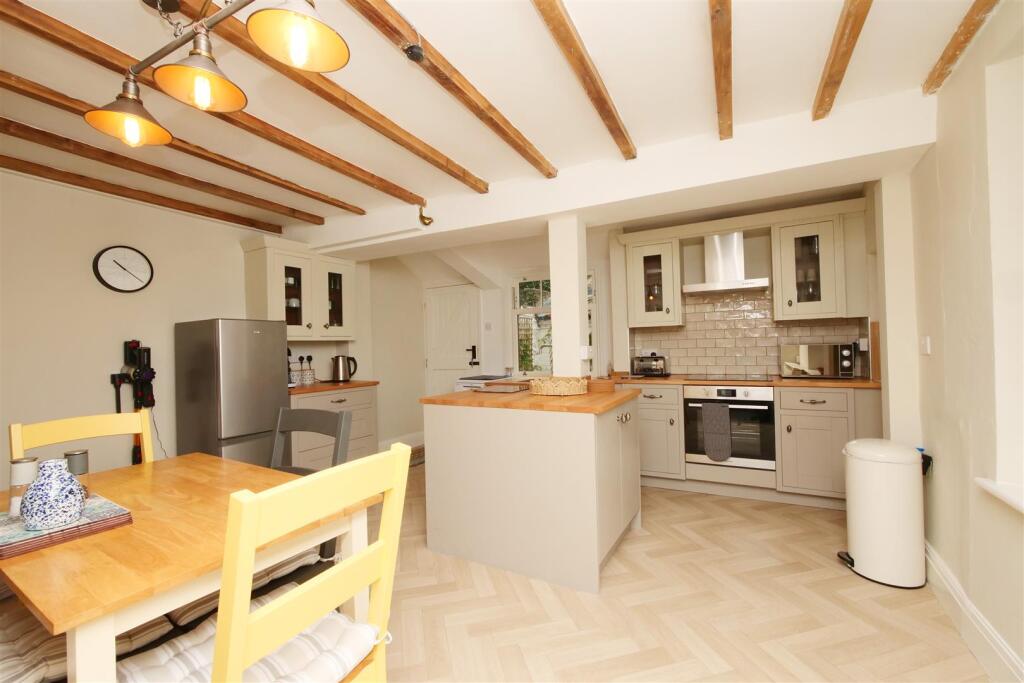 House in Ampleforth, North Yorkshire - View 3