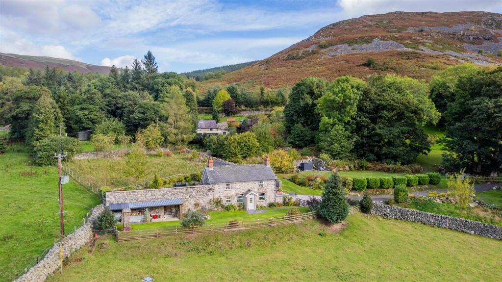 Main image of property: Bala Road, Llangynog