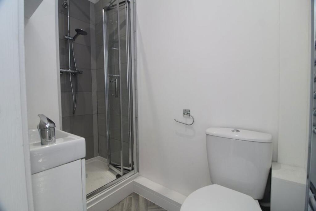 House in Sheffield - View 3