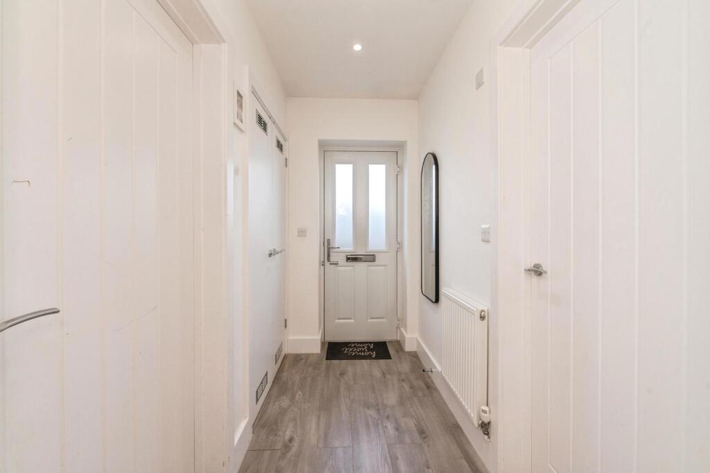 House in Basildon, Vange - View 5