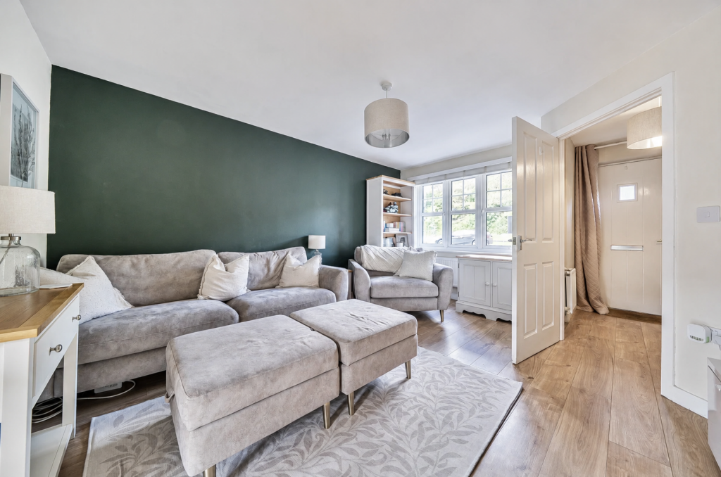 House in Tidworth, Zouch Market - More
