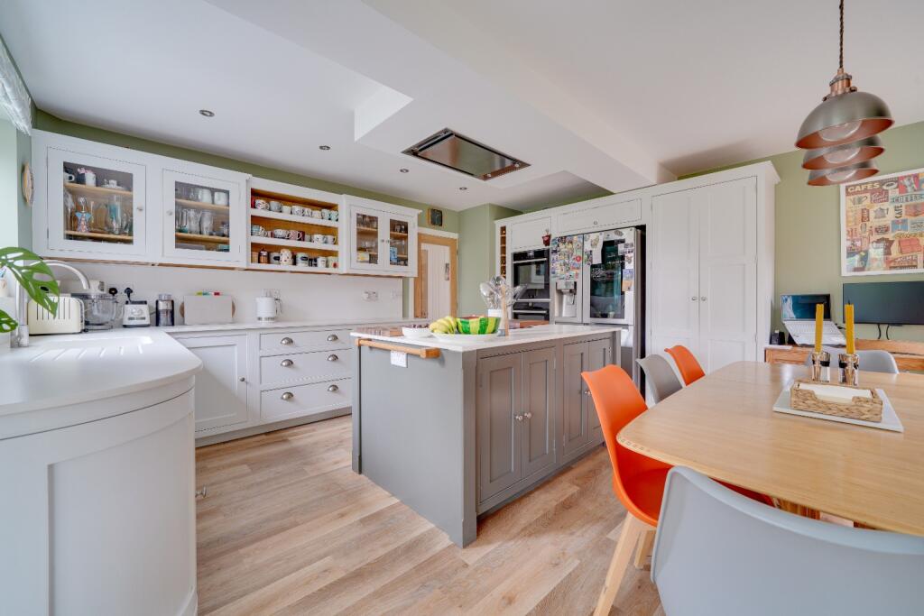 Elsworth Close, St. Ives, Cambridgeshire, PE27 photo 2