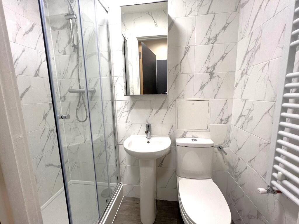 4 bedroom flat for rent