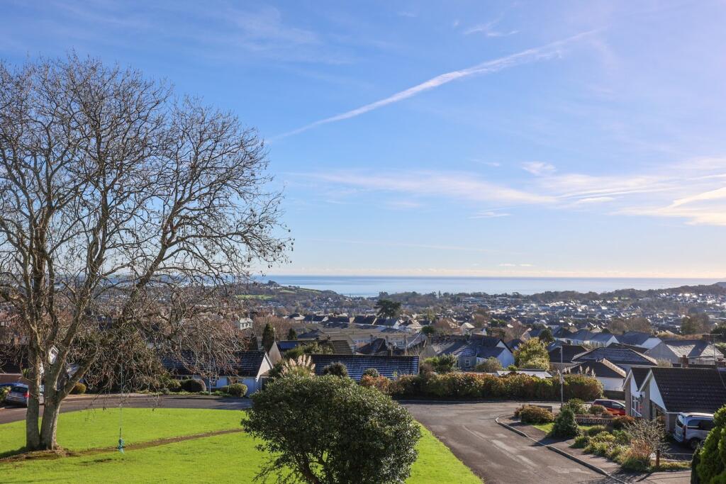 Sycamore Avenue, St Austell, PL25 photo 2