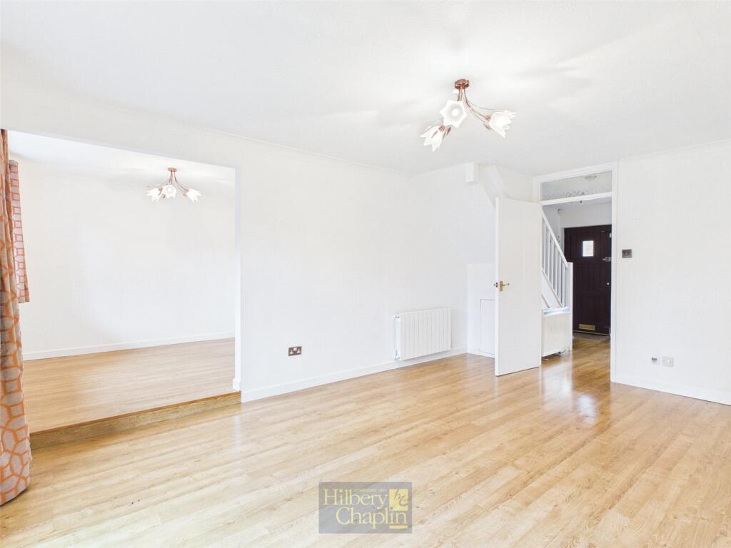 Acorn Place, Langdon Hills, Basildon, Essex, SS16 photo 4