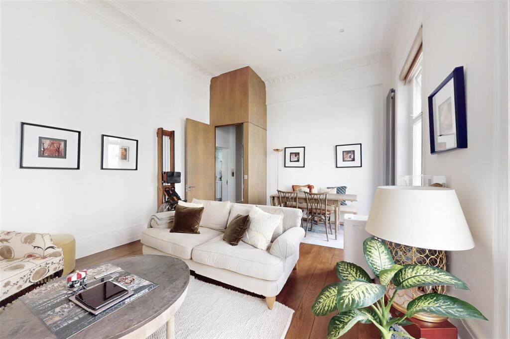 Apartment in London - View 2