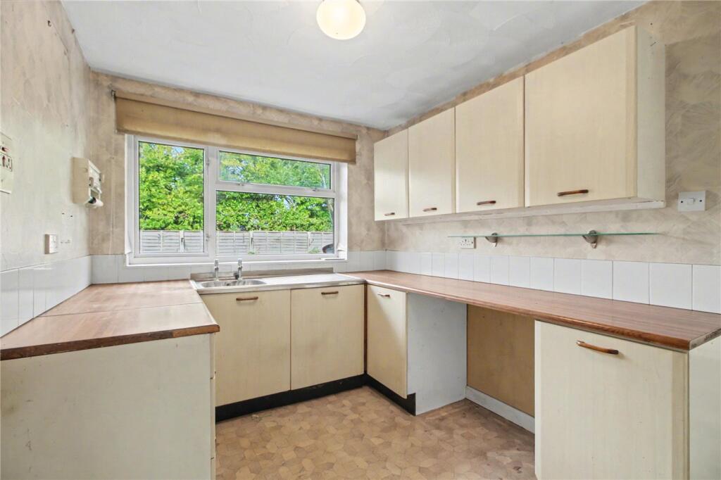 Old Hall Gardens, Brooke, Norwich, Norfolk, NR15 - More