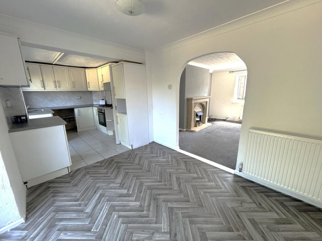 House in Corby, North Northamptonshire - View 4