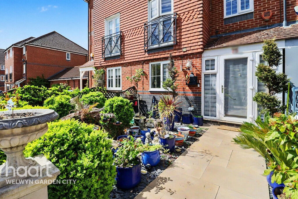 Additional image 37 of Node Way Gardens, Welwyn