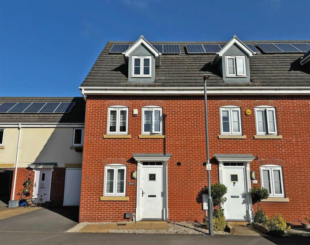 Main image of property: Canners Way, Stratford-Upon-Avon