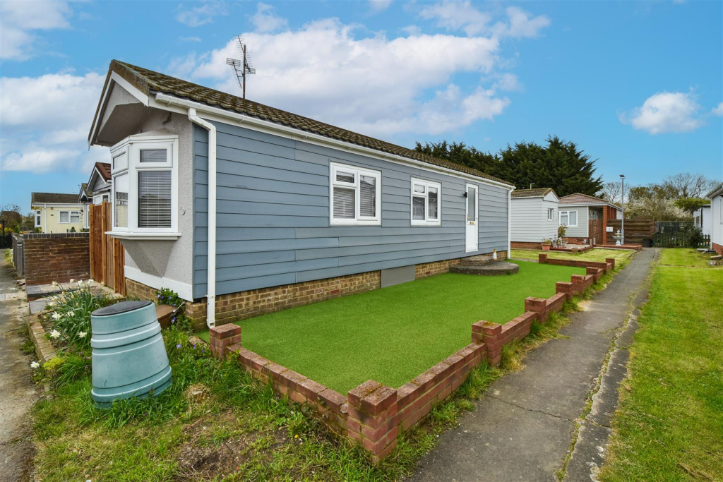 Main image of property: Chelmsford Road, Blackmore, Ingatestone