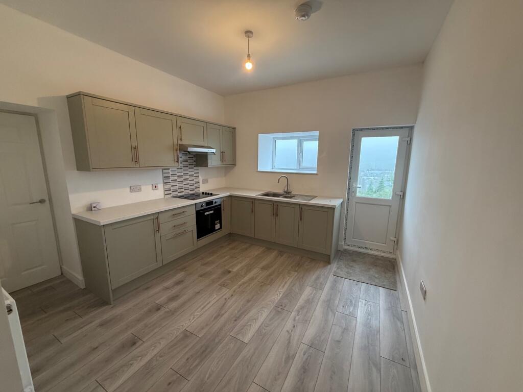 House in Llanelli - View 2