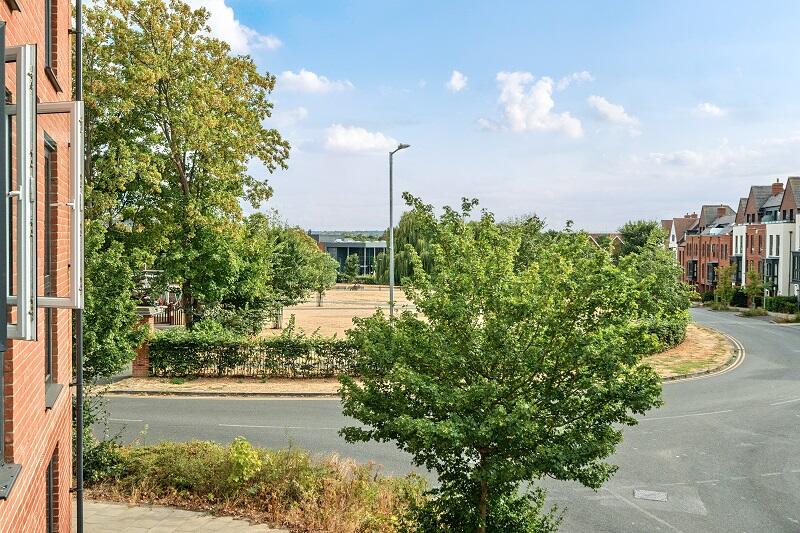 Apartment in Reading - View 3