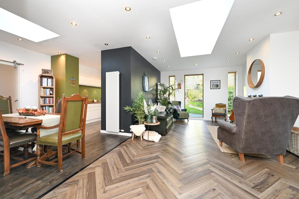 House in Edinburgh - More