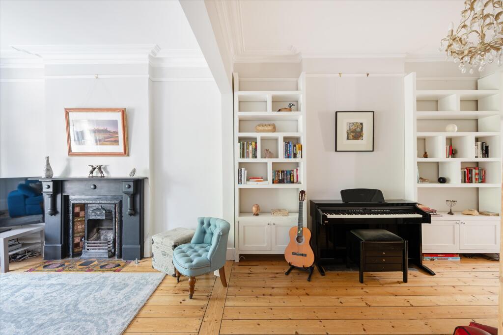 House in London, Brondesbury Park, Queen's Park - View 5