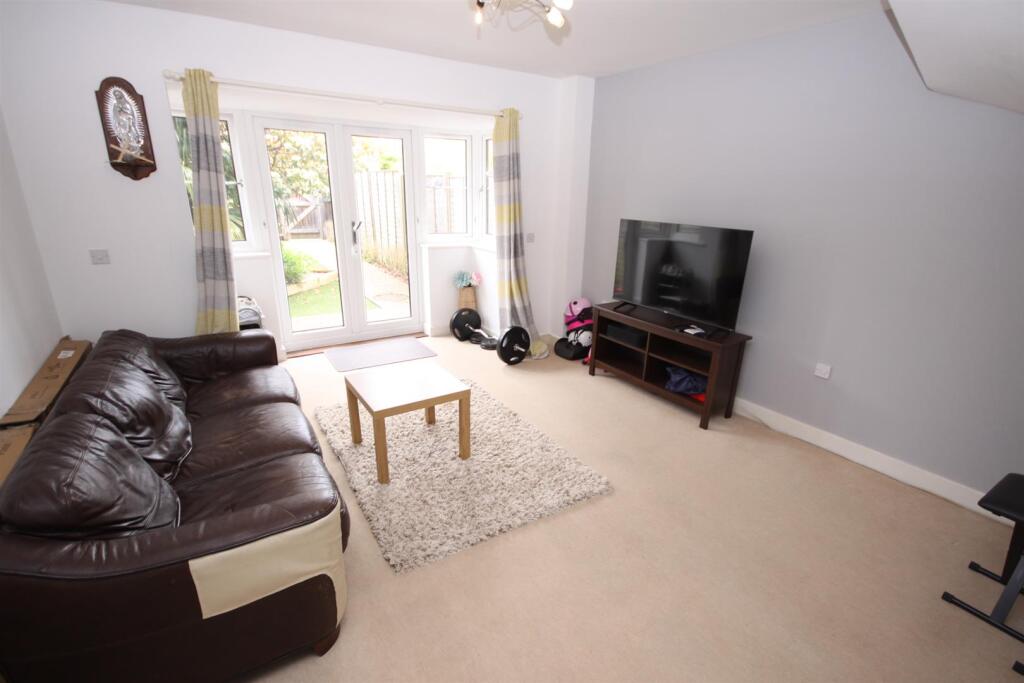 House in Portsmouth - View 2