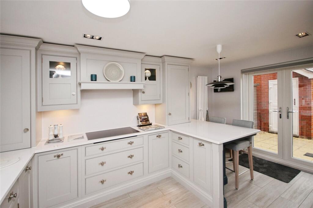 Church Road, DURSLEY, Gloucestershire, GL11 photo 3