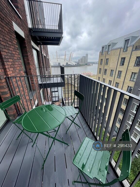 Studio flat for rent
