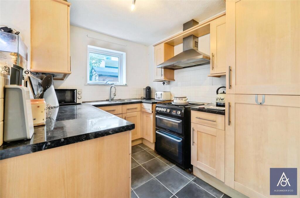 House in Northampton - View 5