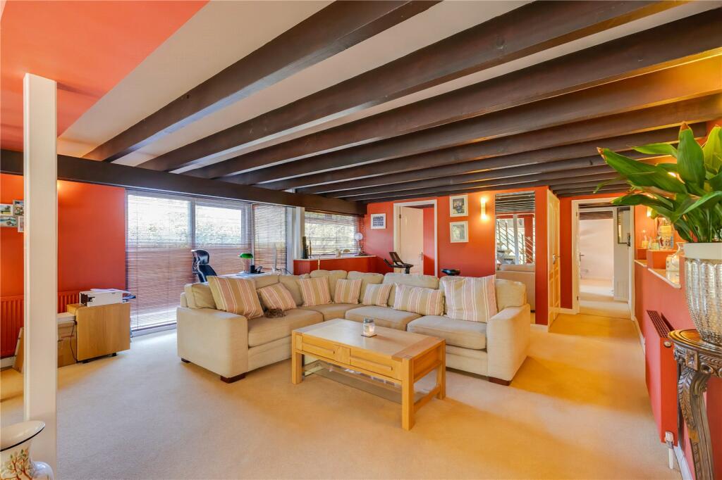 Pendoylan, Cowbridge, Vale of Glamorgan, CF71 photo 3