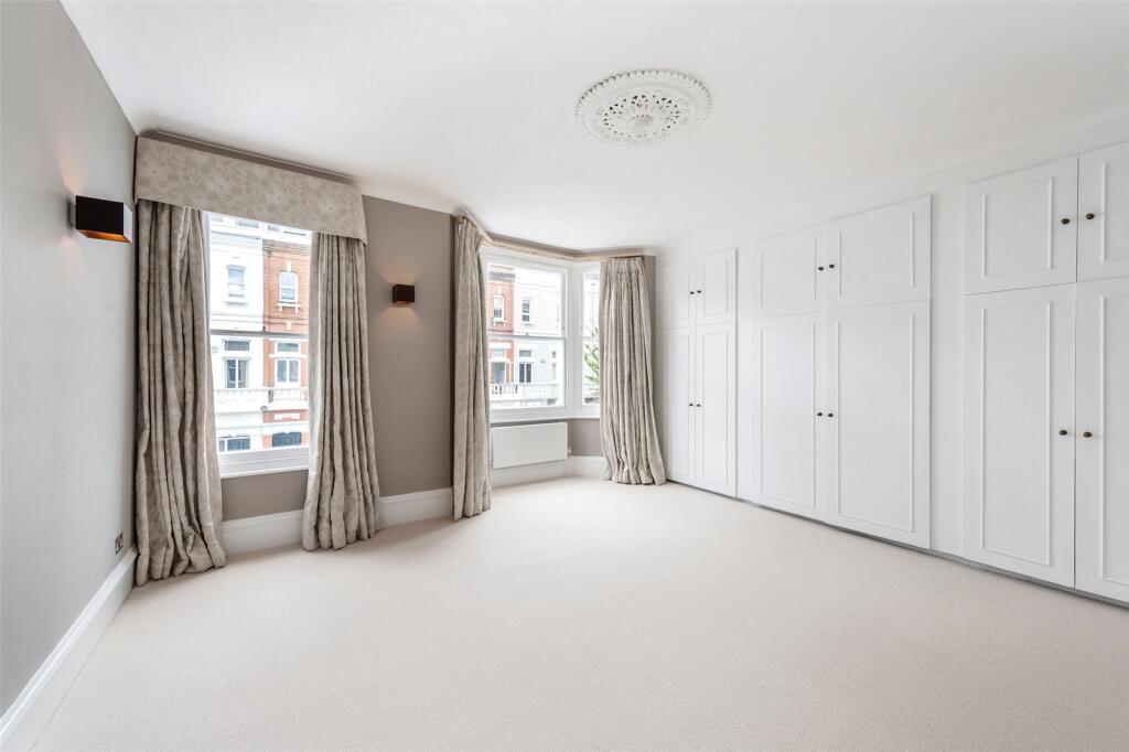 House in London - More
