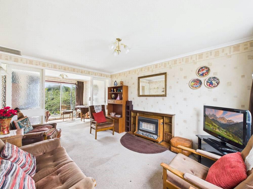 Nailsworth Close, Worcester, Worcestershire, WR4 photo 2