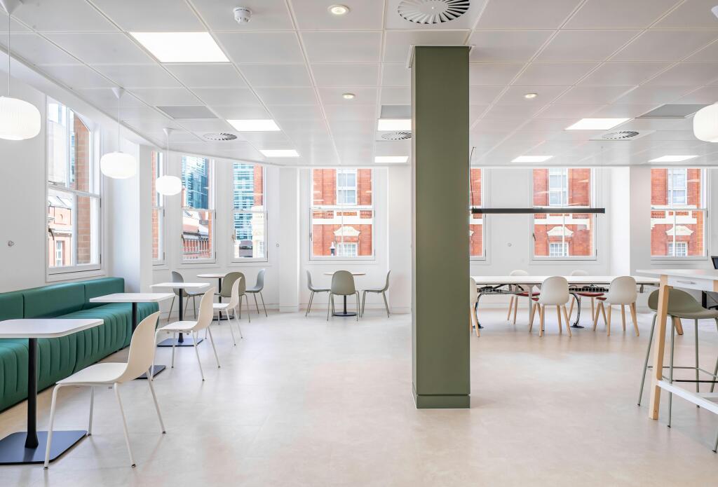 1 Edmund Gardens, 121 Edmund Street - 2nd Floor Fitted Suite