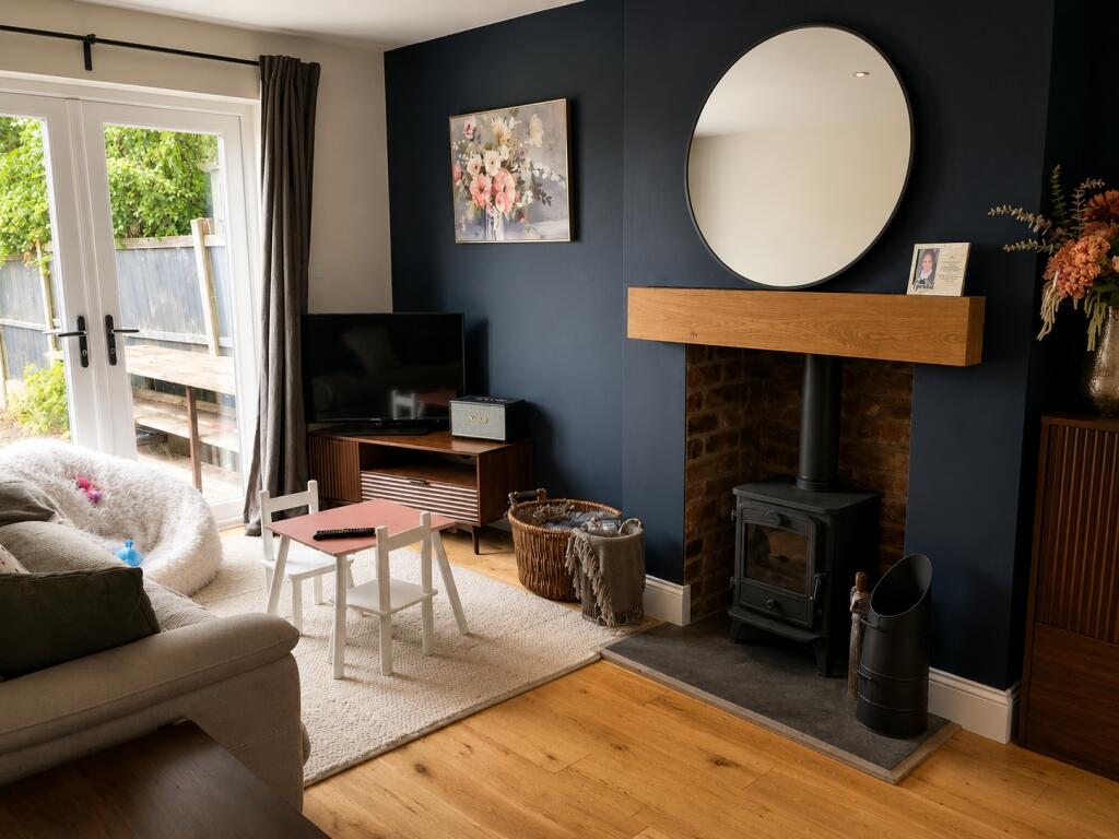 House in Stoke-on-Trent - View 4