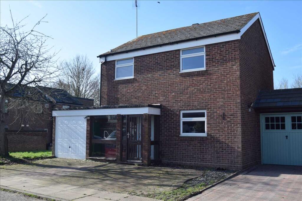 Main image of property: Hollycroft, Great Baddow, Chelmsford