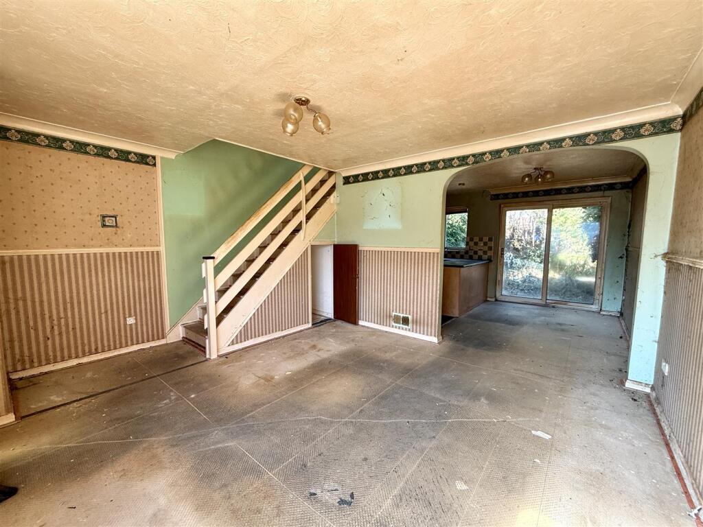 Wentworth Drive, Pinewood photo 2
