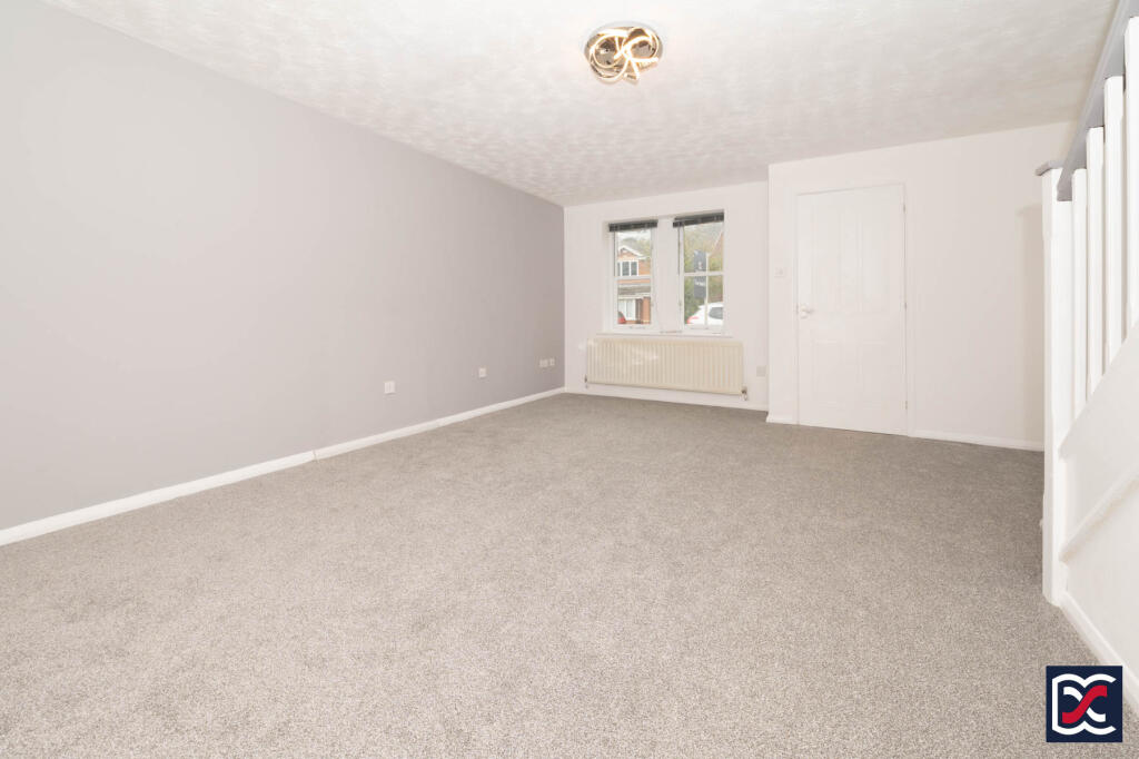House in Wootton, Wootton Fields - View 3