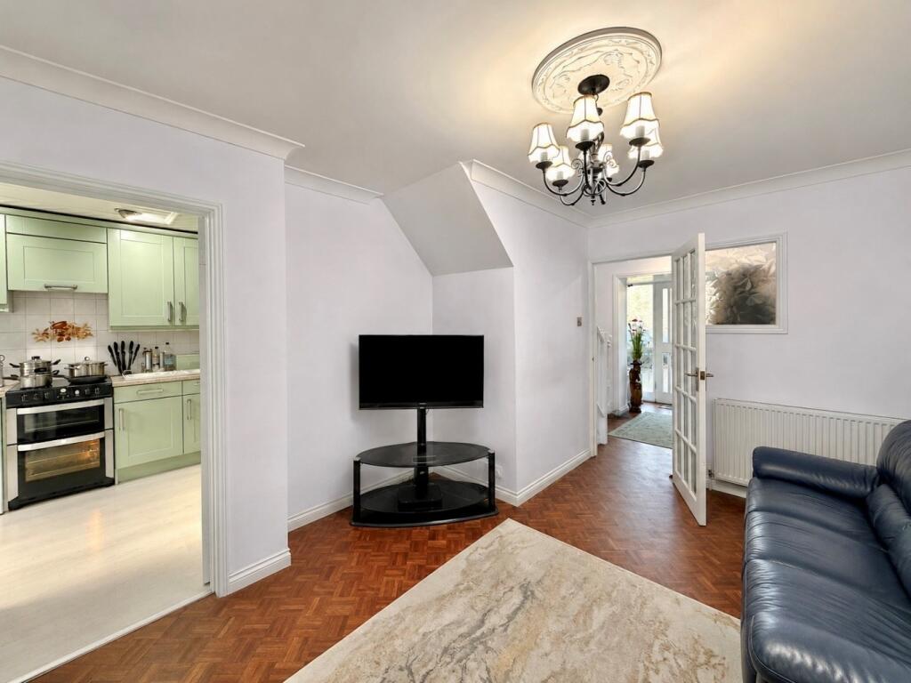 House in Southend-on-Sea - View 5