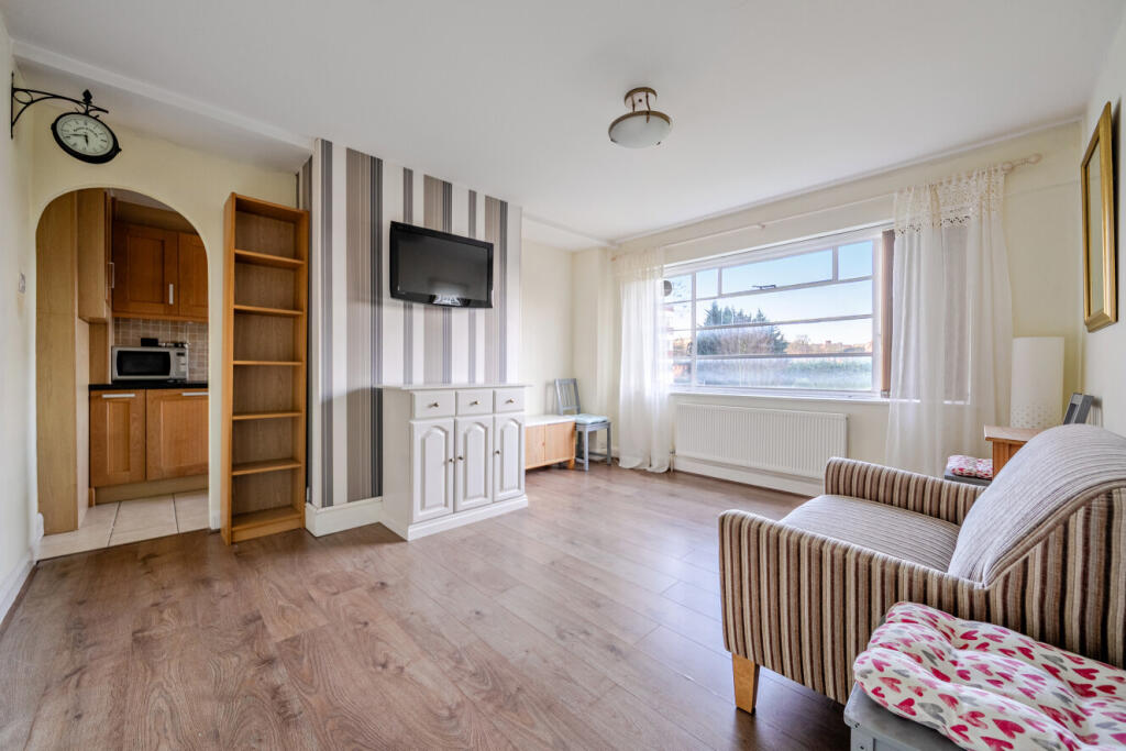 Main image of property: Hornsey Lane, Highgate, London, N6