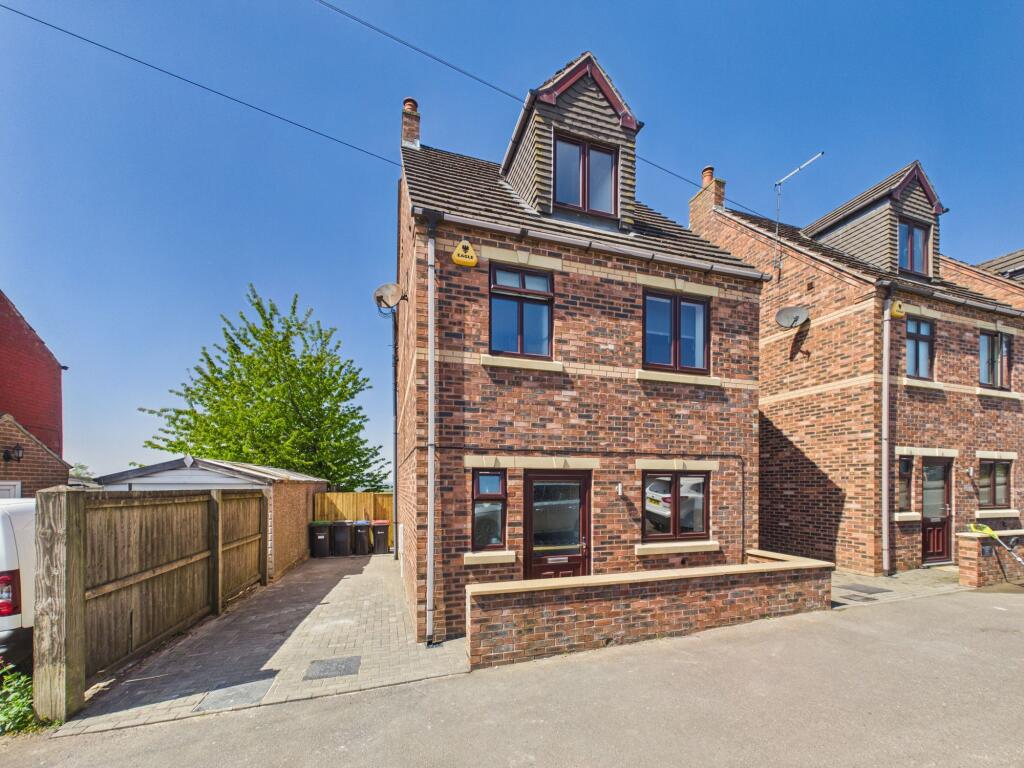 Main image of property: Derby Road, Kirkby in Ashfield, Nottinghamshire