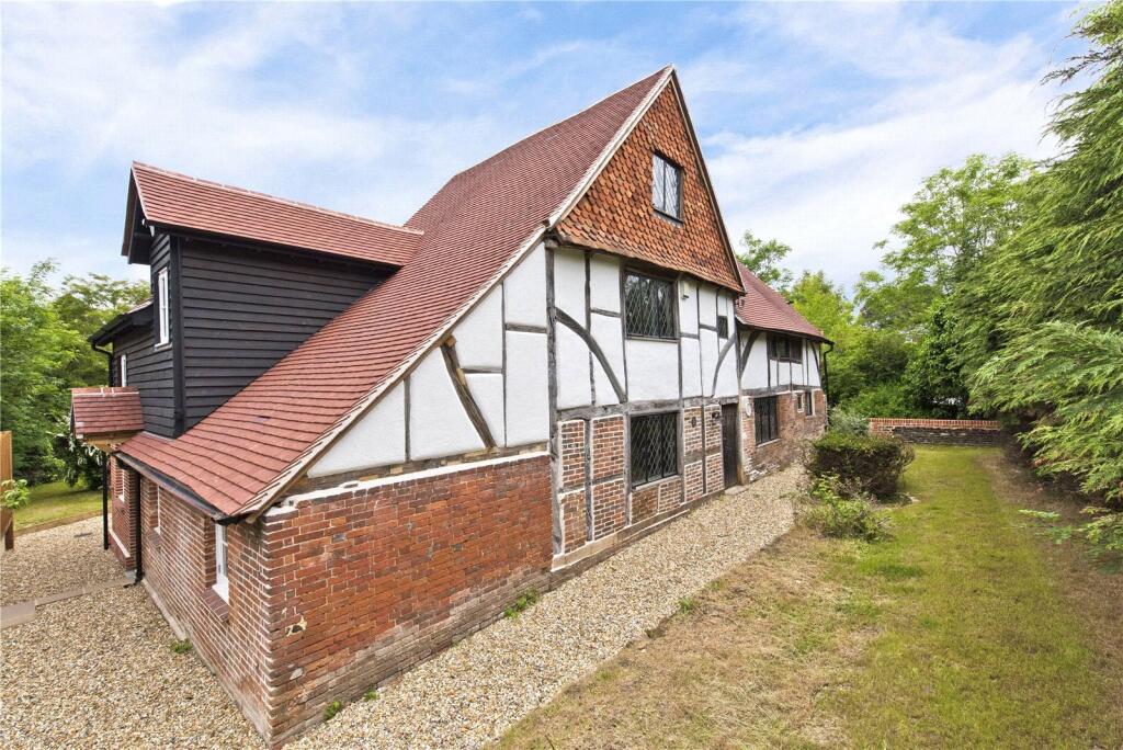 Main image of property: The Street, Wrecclesham, Farnham, Surrey, GU10