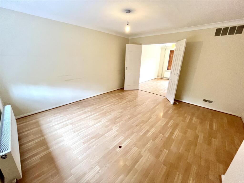 Main image of property: Applegarth Court, Wymondham