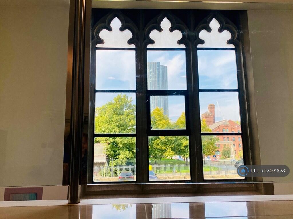 Apartment in Manchester, Hulme - View 5