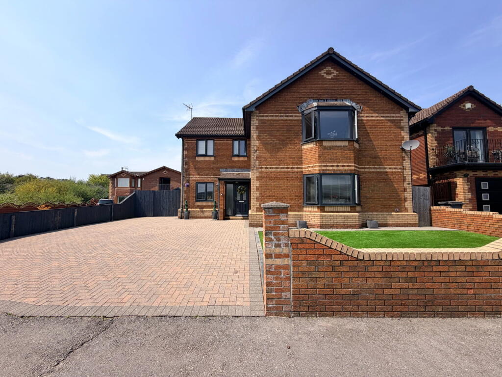 House in Maesteg - View 3