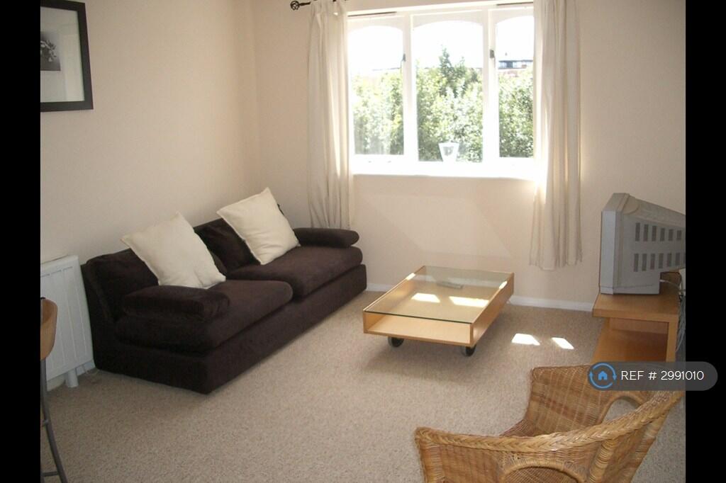 Main image of property: Telegraph Place, London, E14