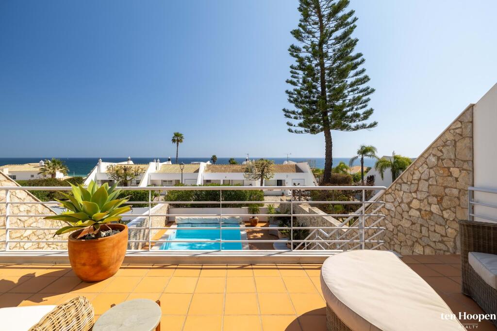 Main image of property: Algarve, Praia da Luz