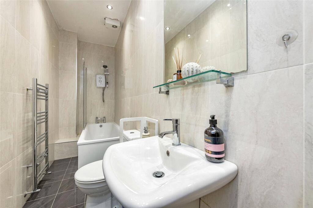 Apartment in London - View 4