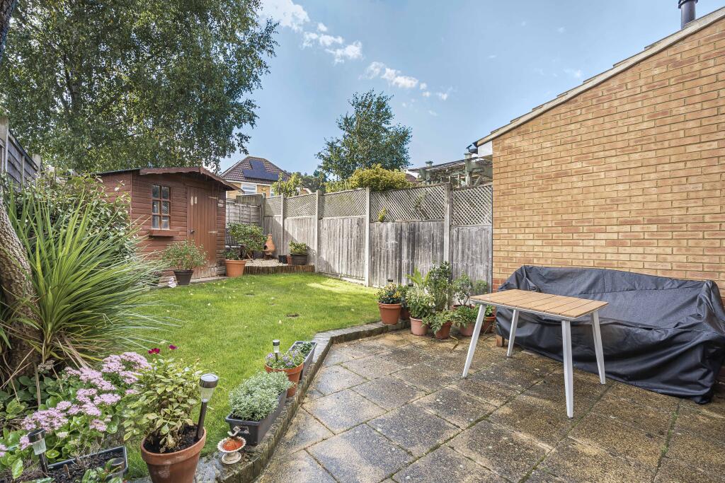 Additional image 12 of Cairns Close, St. Albans, Hertfordshire, AL4