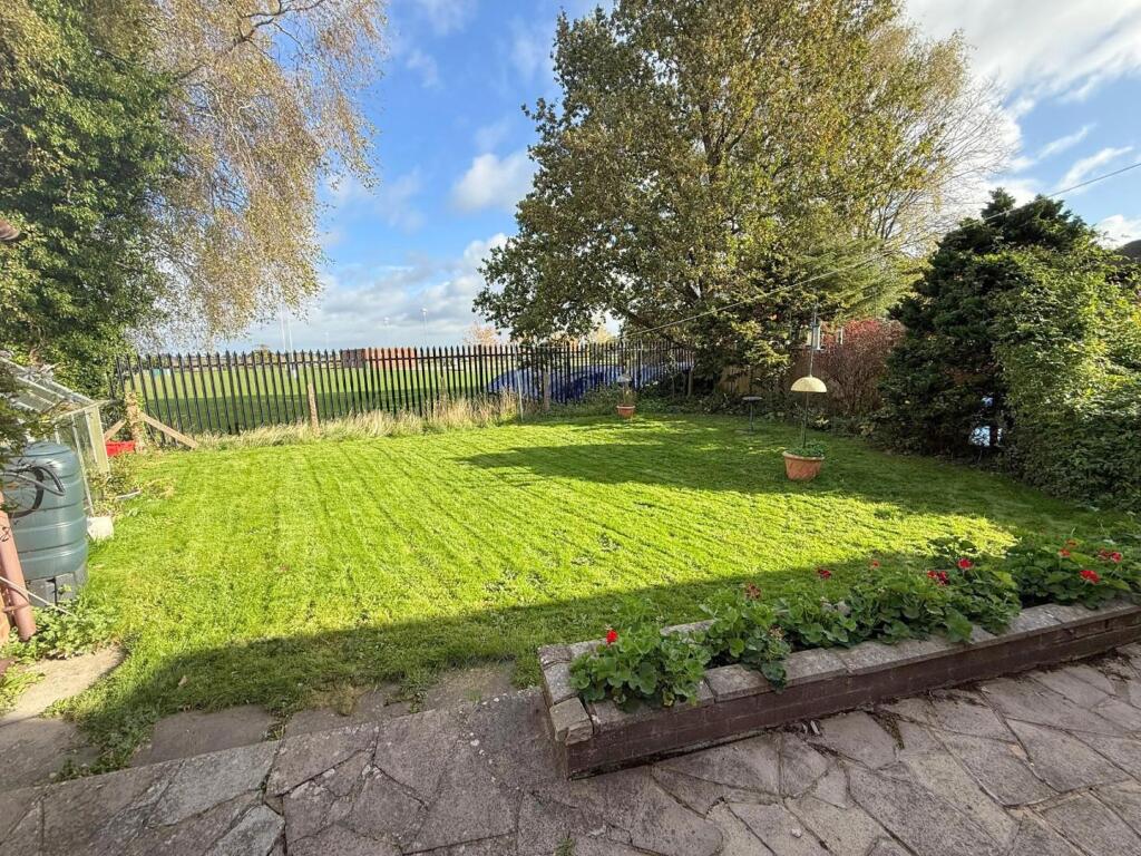 Hart Close, Hillmorton, Rugby photo 3