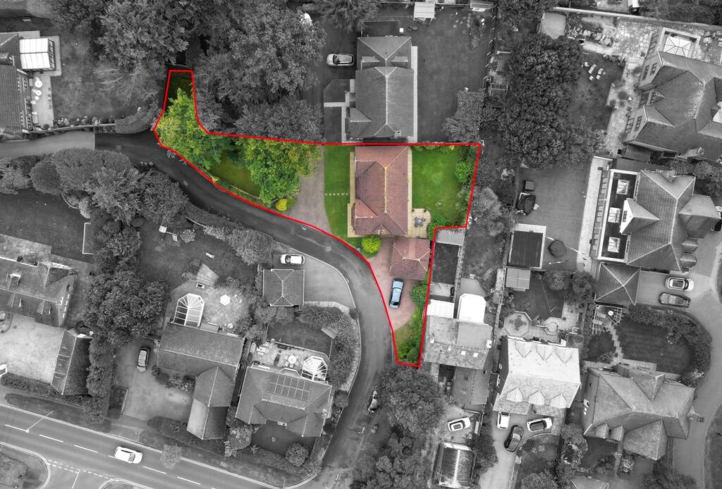 Additional image 2 of Whitford Gardens, Bromsgrove, B61