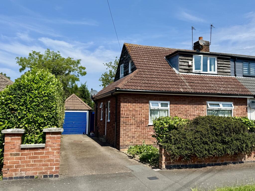 Main image of property: Elizabeth Drive, Oadby, Leicestershire