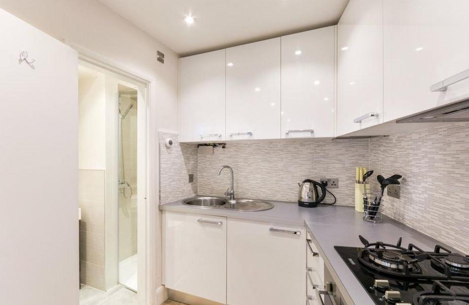 Studio flat for rent